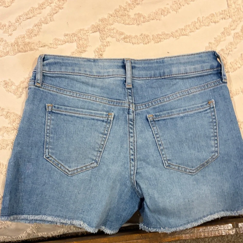 GAP Light Blue Raw Hem Denim Shorts - Women